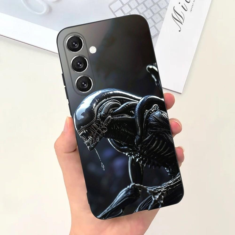 Movie A-Alien Xenomorph Phone Case For Samsung S25,S24,S21,S22,S23,S30,Ultra,S20,Plus,Fe,Lite,Note,10,9,5G Black Cover