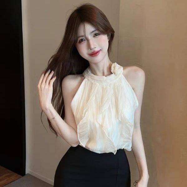 Summer Chic Off-Shoulder Floral Halter Top for Women