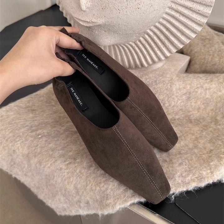 Retro Suede Square Head Low-heeled Single Shoes Women's Autumn and Winter 2025 New Soft Leather Versatile Commuter Grandma Women's Single Shoes