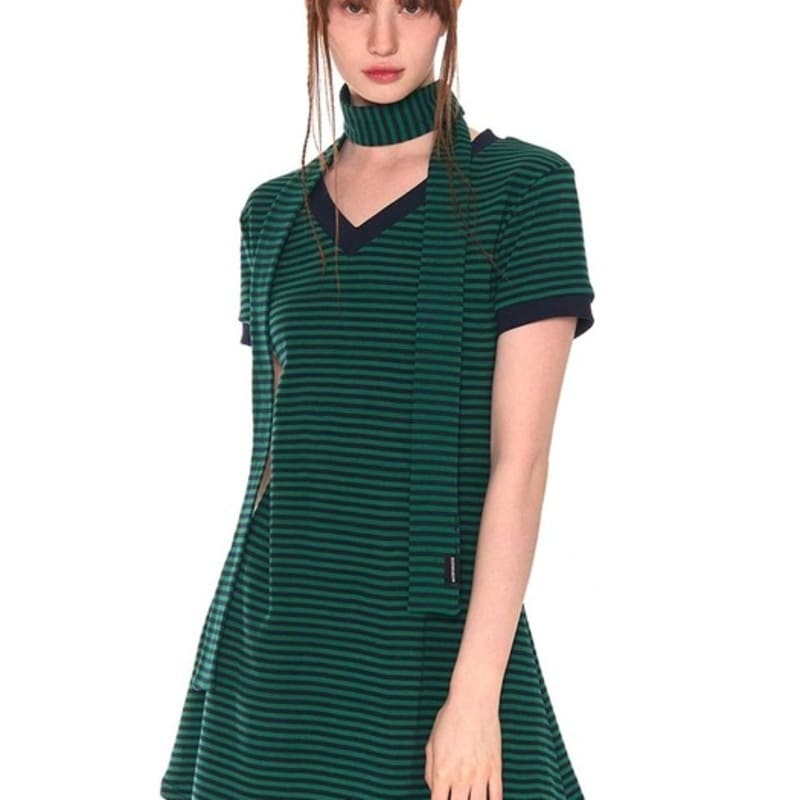 ZIZEMUSEUM STRIPE MUFFLER (GREEN)