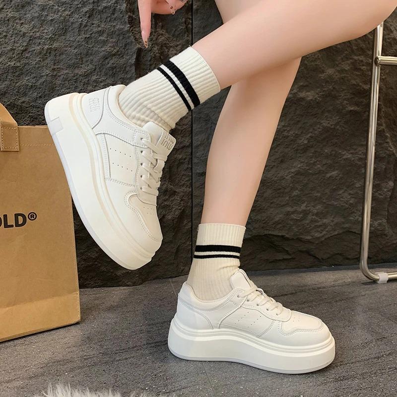 Dámská ležérní sportovní obuv 2025 Trend Nová pohodlná silná podrážka Jednoduchá jednobarevná Značková designová Denní všestranná Dámská obuv