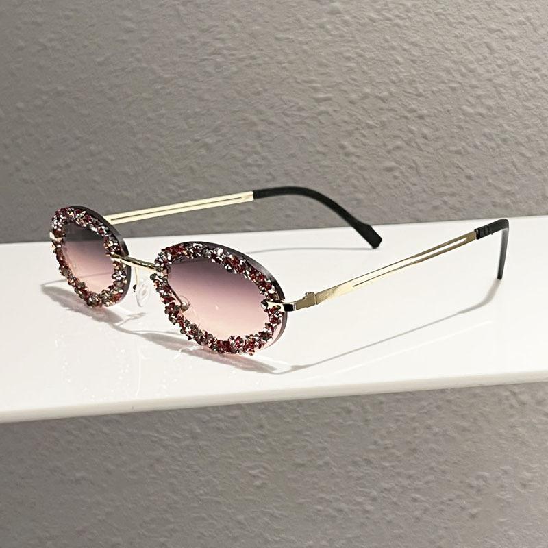 Oval Frame Metal Diamond-encrusted Sunglasses Women's Street Photography High-end Ins Glasses Fashion European and American Trend Sunglasses