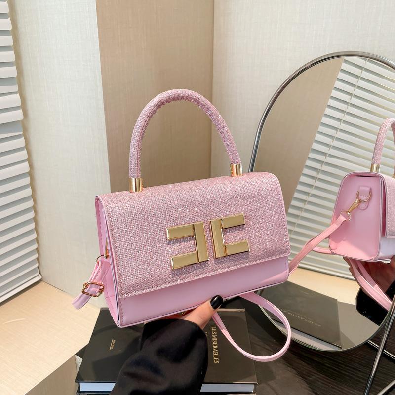 

Светлая роскошь, нишевый дизайн, портативная маленькая квадратная сумка, женская новая модель в иностранном стиле, универсальная, модная, повседневная, для работы, на плечо, сумка-мессенджер розовый