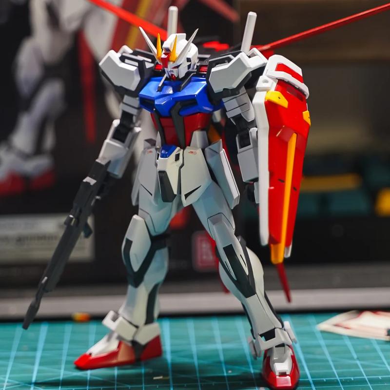 HG 1/144 Strike Dog Fighter GAT-X105 Mech Bausatz Modellbausätze Actionfiguren Jungen Spielzeug Schreibtischdekoration Geschenke Sammlerstück