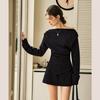 Roupa e acessórios para mulher – Fatos e combinações