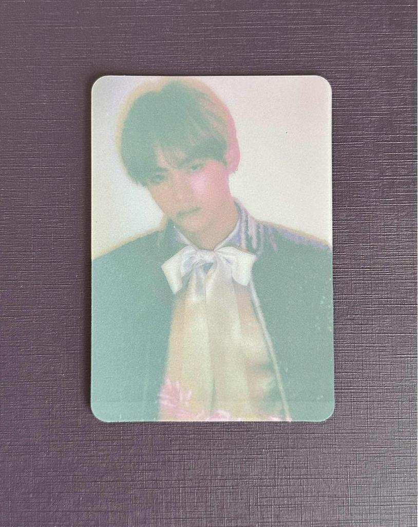 [USED] BTS Wings Tour Final Official Essay Book Taehyung V