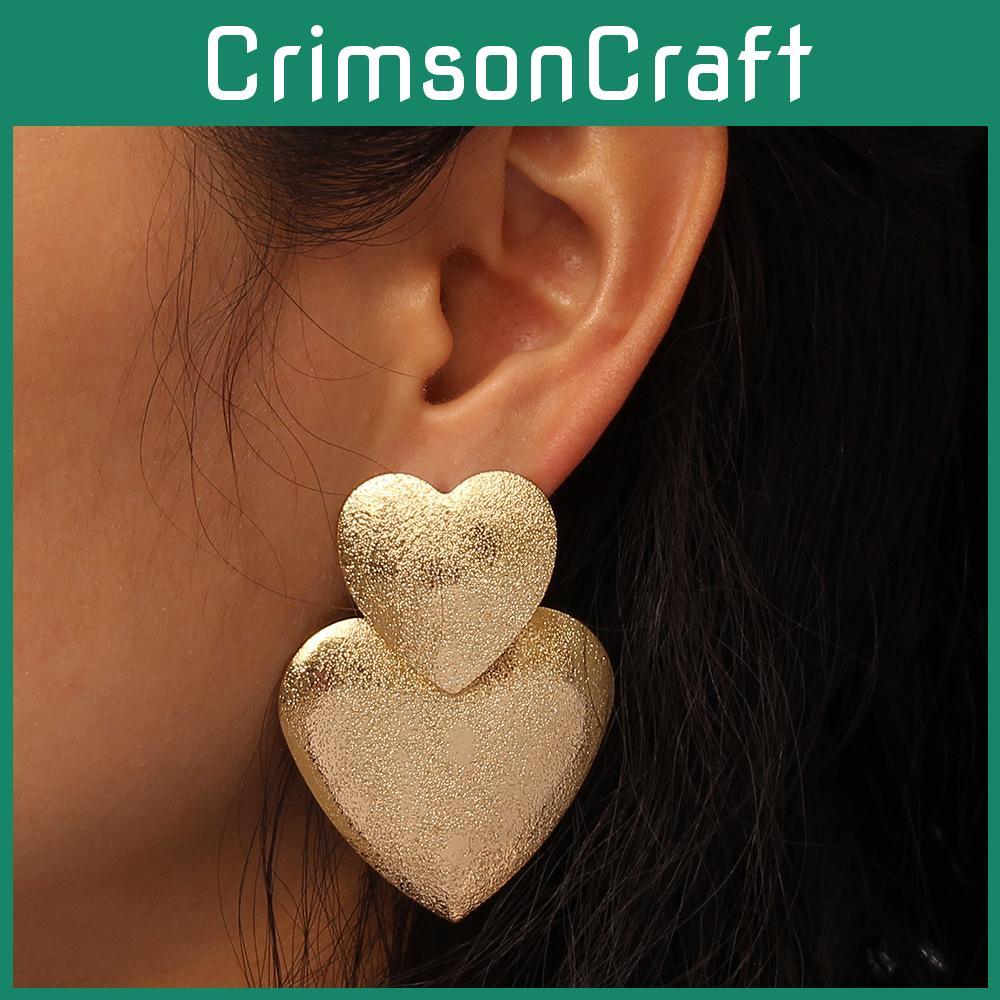 Fashion Gold Metal Women's Casual Heart-shaped Design Earrings For Birthdays And Celebrations