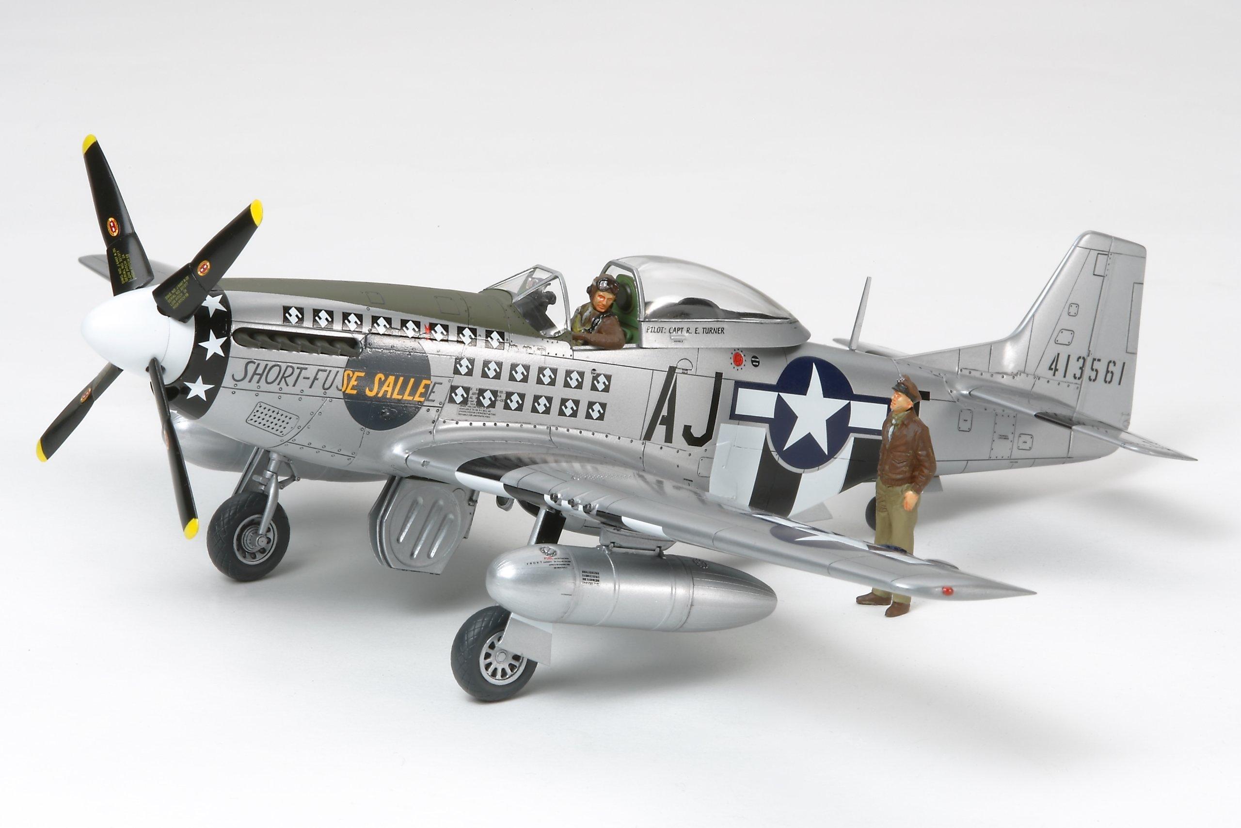 

Tamiya 92215 148 North American P-51D Mustang 9th Air Force Bunka Distribution Limited