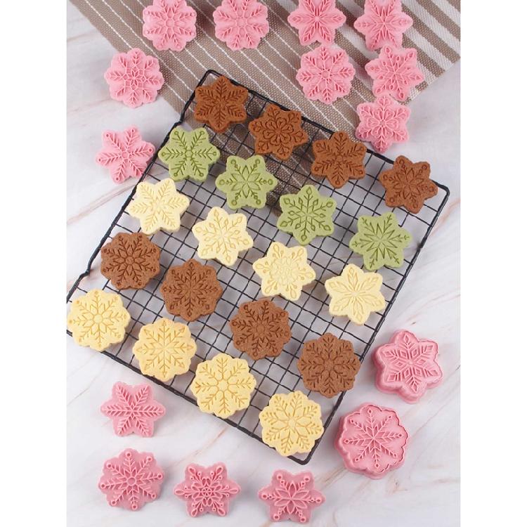 Cookie Cutter 3D Biscuit Mold Plastic Baking Cookie Stamp Cookie Decorating Tool