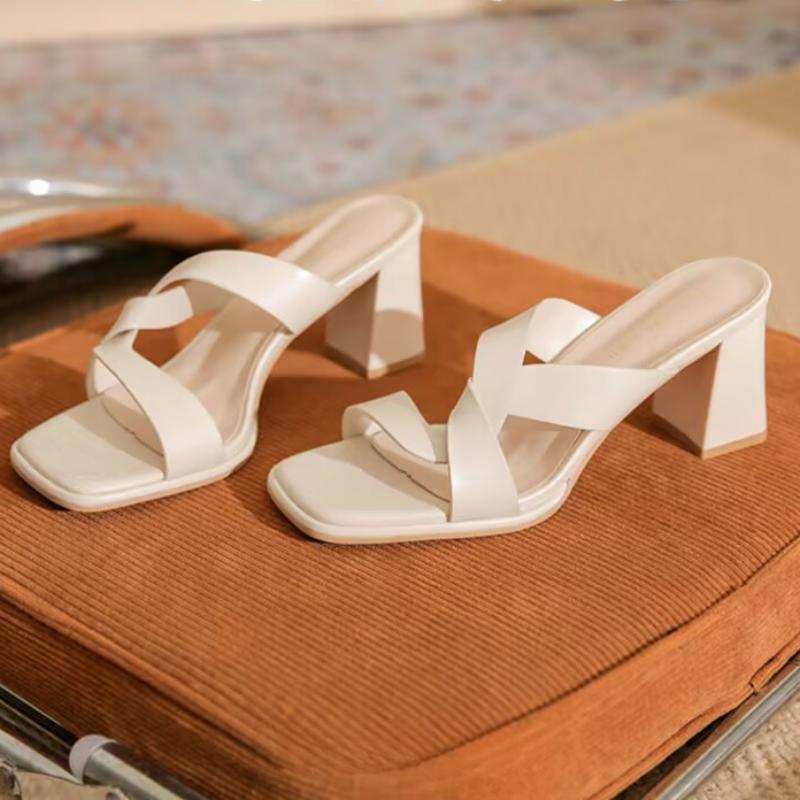 

Fashion 2025 New Slip-on Outer Wear Slippers Summer Women s Chunky Toe Low Thick Heel Sandals Fashion Sexy Simple Good Quality Shoes 34 бежевый