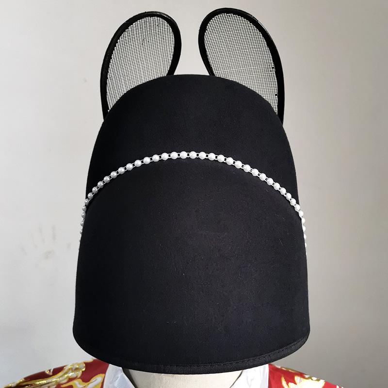 Ming-Dynastie Schwarzer Gaze Flügelkrone & Hanfu Fliegender Fisch Robe Set: Brokat-Schutzrobe mit Rundhalsausschnitt mit Bräutigams- und Kaisermützen für Männer & Frauen.