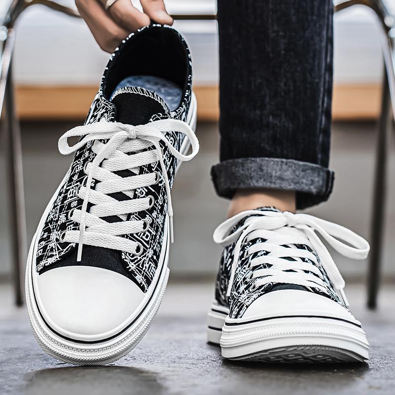 Men 's Casual Four Seasons Canvas Fashion Skateboarding Students Comfortable Sneakers Boys Trending Soft Sole Breathable Shoes