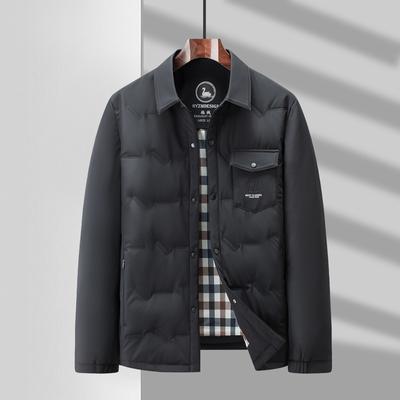 Herbst und Winter Weiße Gänsedaunenhemd-Version Warme Mittelalte und Junge Freizeit Daunen Trendjacke