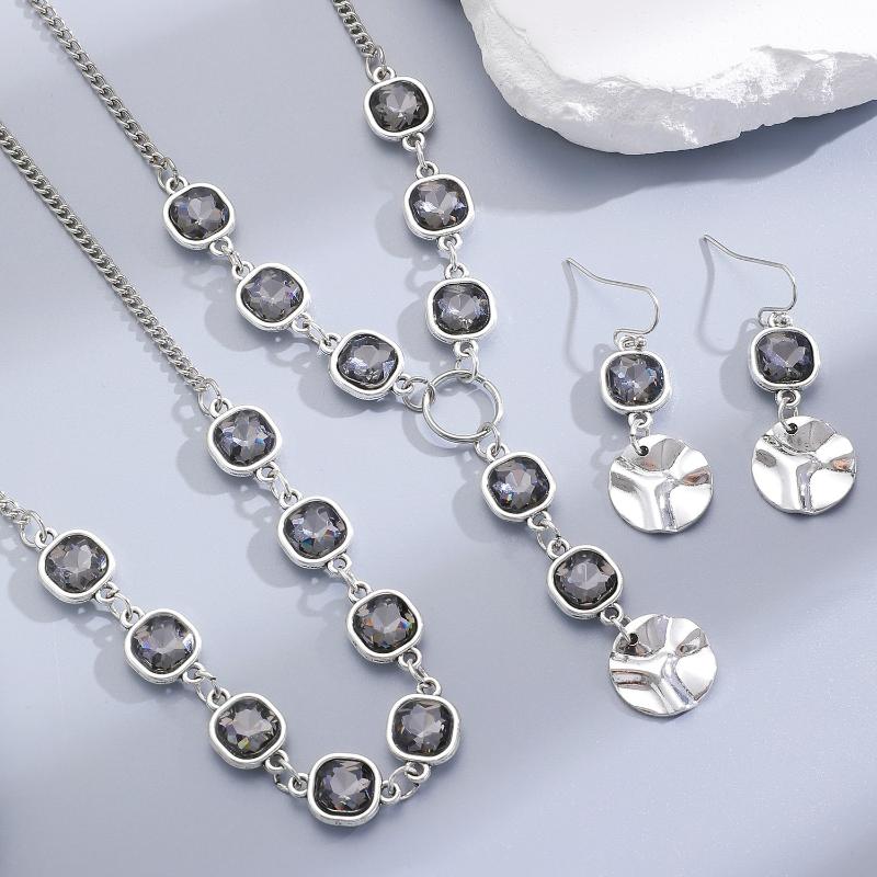 Fashionable Square Black Diamond Necklace Set Simple Geometric Inlay Splice Earrings Bracelet Necklace Jewelry Accessories Gifts