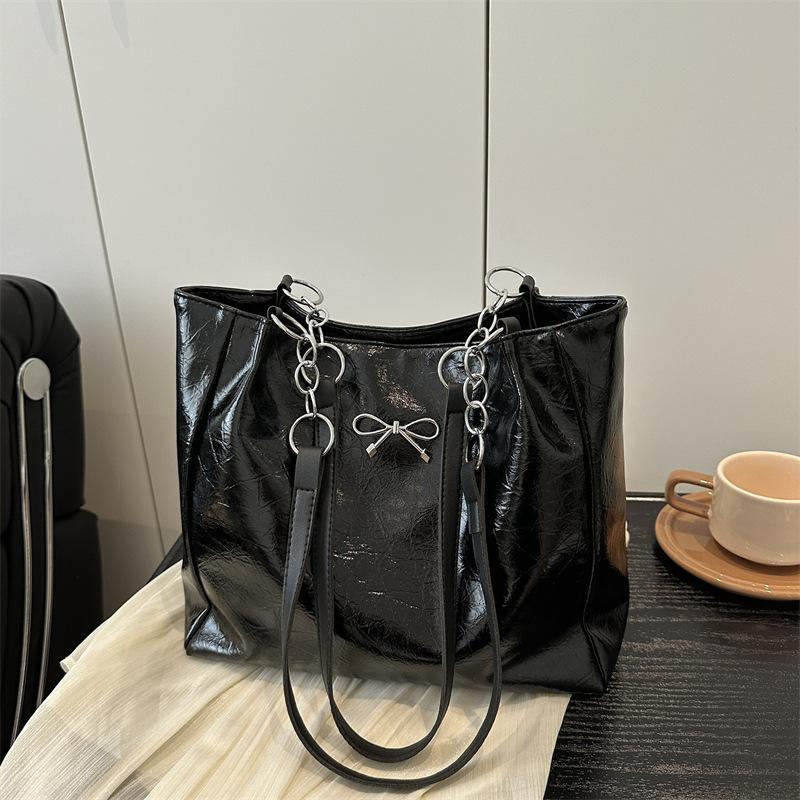 

Модная весенняя новая универсальная сумка-тоут большого объема однотонная с бантом женская индивидуальная повседневная сумка через плечо чёрный