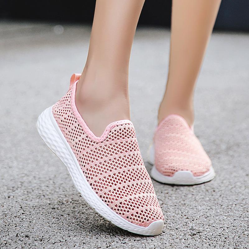 2025 summer foreign trade breathable mesh casual sports Korean version net shoes light one pedal lazy shoes spot
