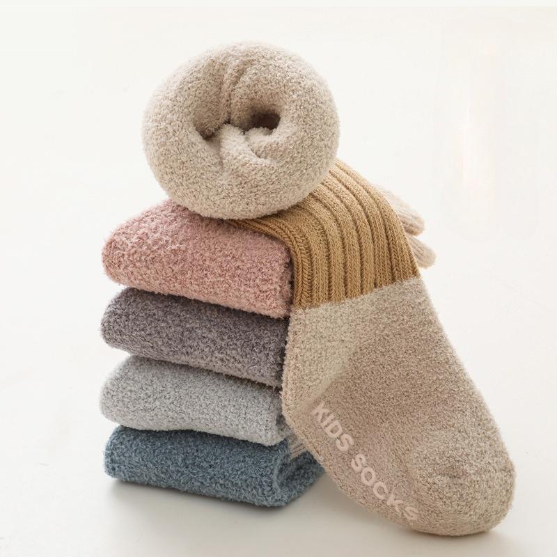 Autumn and Winter Coral Fleece Thickened Baby Socks  Anti-slip Dispensing  Baby Anti-slip Floor Socks Newborn Mid-calf Socks