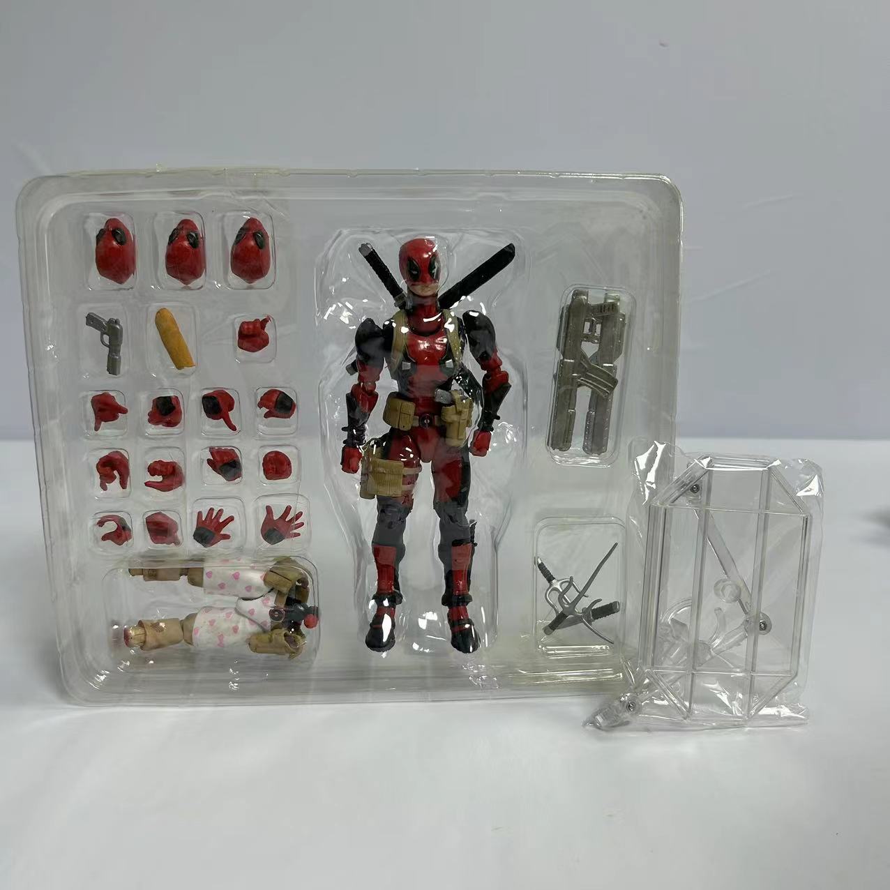 Yamaguchi-style Dead Waiting Four Generations Figure Replaceable Pants Joint Movable Animation Model Ornament Figure 16.5cm