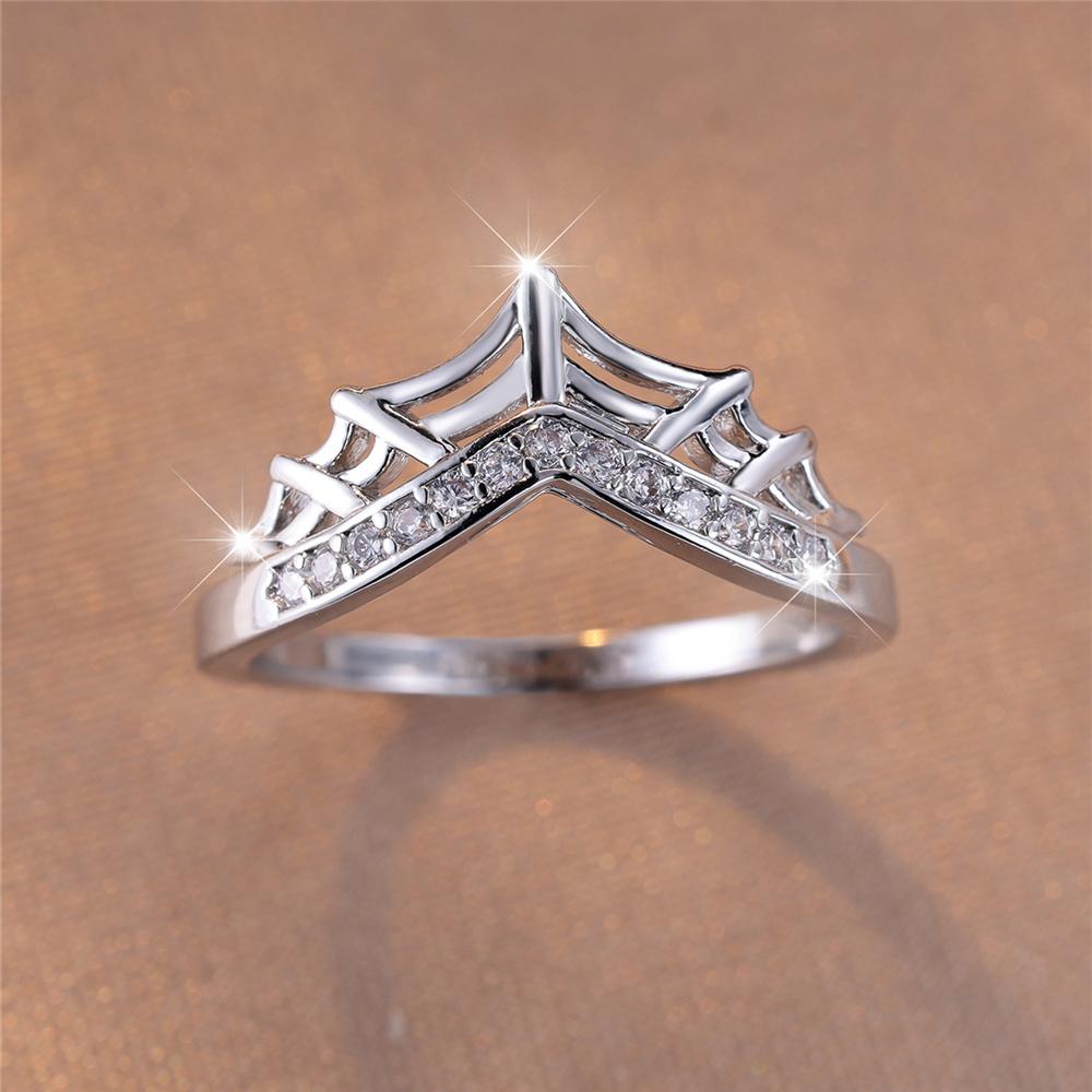 Luxury Female White Crown Round Zircon Stone Ring Dainty Silver Color Wedding Jewelry For Women