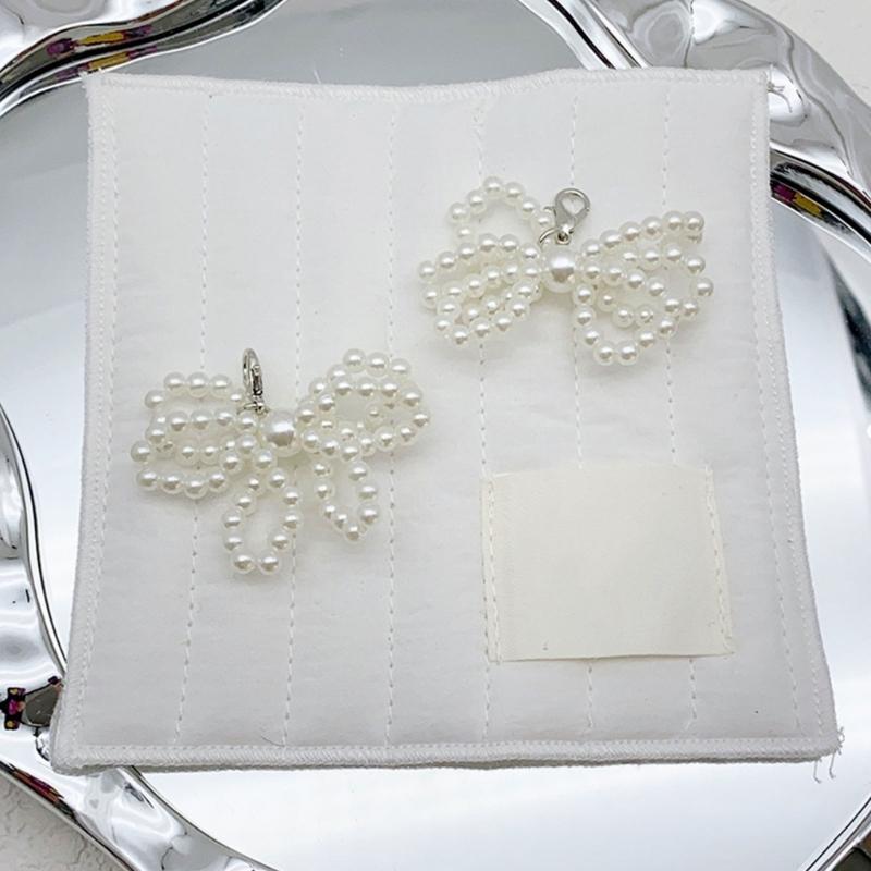 Set of 2 Delicate Shoe Pendant Stylish Bowknot Pendant Fashion Key Adornment Unique Bag Pendant Suitable for Shoe Bag