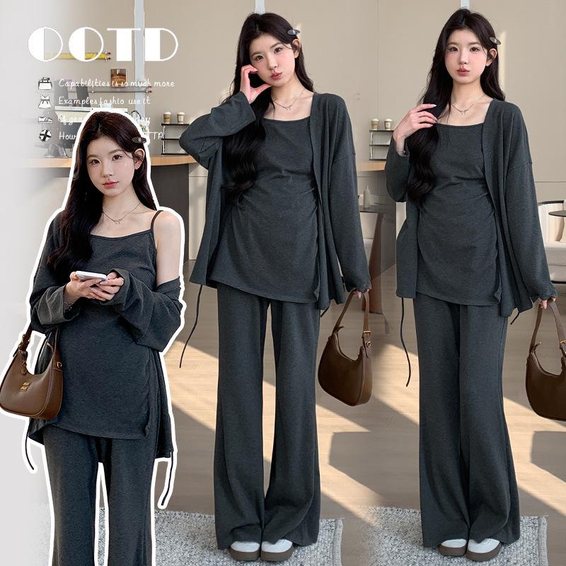 

2026 Spring Maternity Casual Three-Piece Set: Tummy-Covering Camisole, Shawl, and Flare Pants M