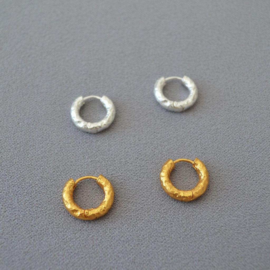 European & American Retro Brass Gold-Plated Hammered Circle Earrings