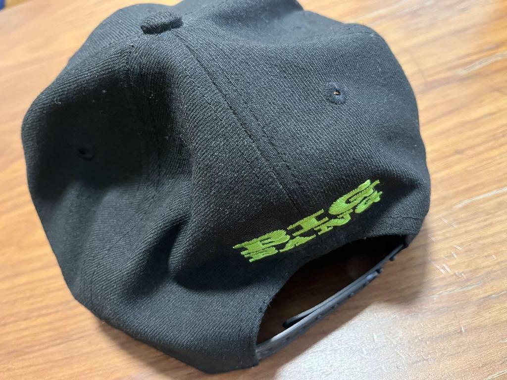 [USED] Extremely Rare BIGBANG NEWERA Cap TOP Green