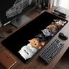 Süßes spähendes Katzen-Mauspad XXL Groß Anti-Rutsch Gummi Esport Gaming-Mauspad Langlebige Dicke Nahtkante Büro Gamer Langes Schreibtischpad