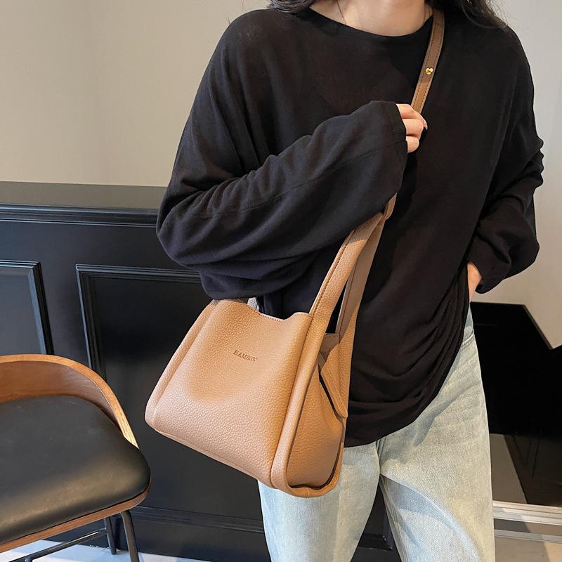 Women's Bag 2025 Winter New Vegetable Basket Simple Handbag Soft Leather Shoulder Bag Oblique Span Bucket Bag