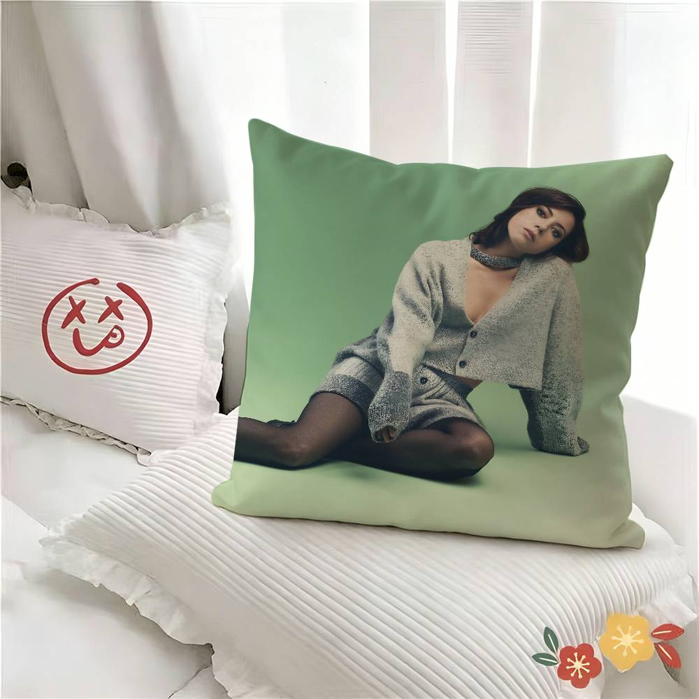 pc Actor AAubrey PPlaza Pillow Case Fashion Square Pillowcase Bedroom Sofa Room Ins Decoration Leisure