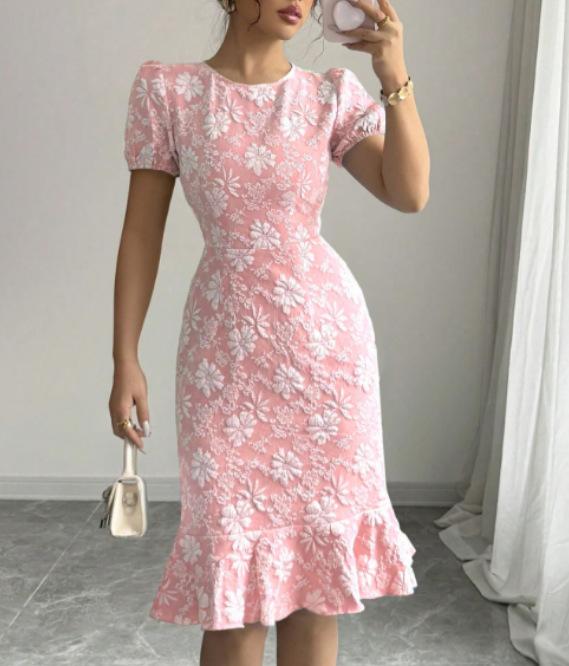 

Белое кружевное платье с короткими рукавами и оборкой по низу, варианты розового и голубого цветов XXL розовый