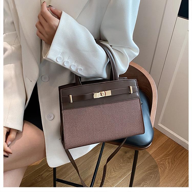 Minimalist Style Faux Leather Shoulder Bag, Simple Zipper Crossbody Purse for Women CLE