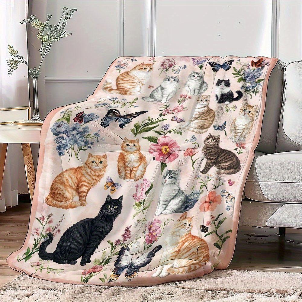 Thick, Soft and Fluffy Blanket Cute Cat and Floral Patterned Blanket Carriage-style Bedroom and Living Room Coverlet