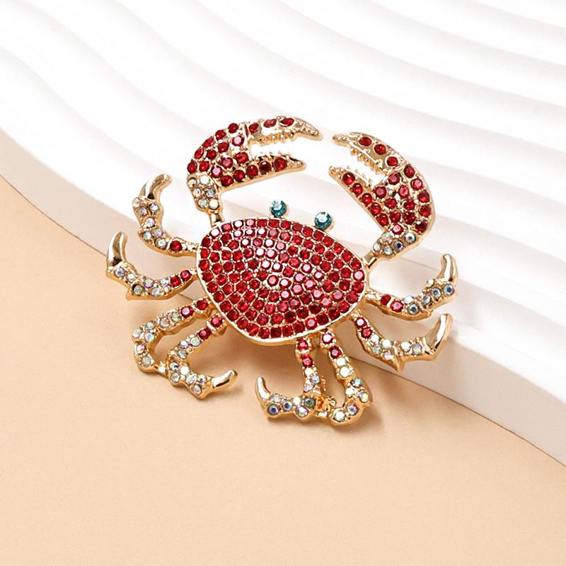 Lux Rhinestone Crab Brooch: High-Grade Alloy Animal Pin for Suits