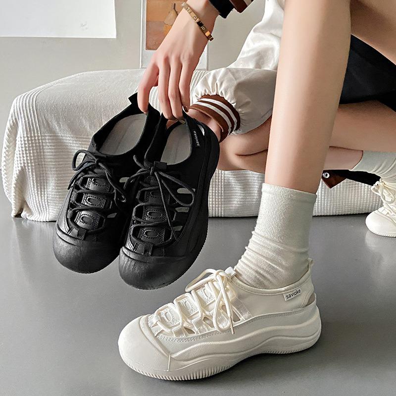 Fashion Designer Hollow Breathable Women Beige Casual Shoes Flat Platform Shoes Outdoor Fashion Woman Beach Sandals Footwear Versatille