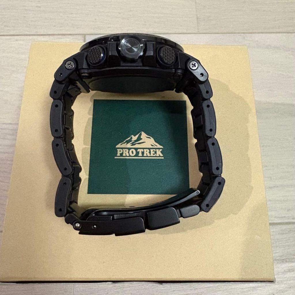 Used CASIO PROTREK Main Unit Outdoor Watch (All Accessories Included)