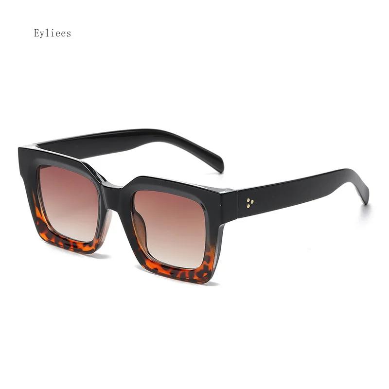 New Fashion Woman Luxury  Square Sunglasses Ladies Vintage Oversized Sun Glasses Female Big Frame Uv400 Shades Black