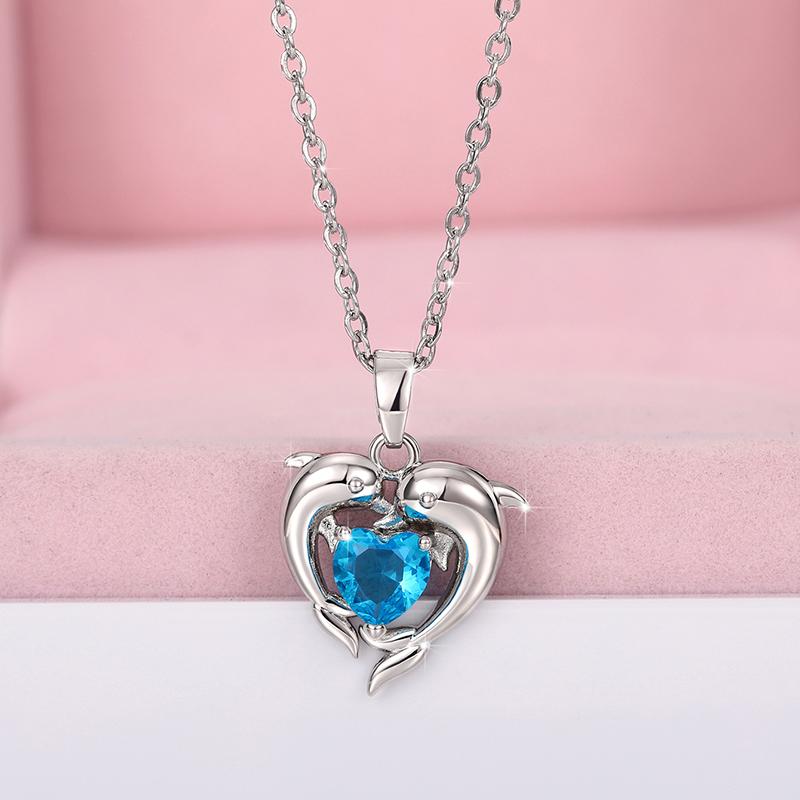 Huitan Romantic Love Dolphin Pendant Necklace for Women Exquisite Gift Wedding Ceremony Party Unique Accessories Fashion Jewelry