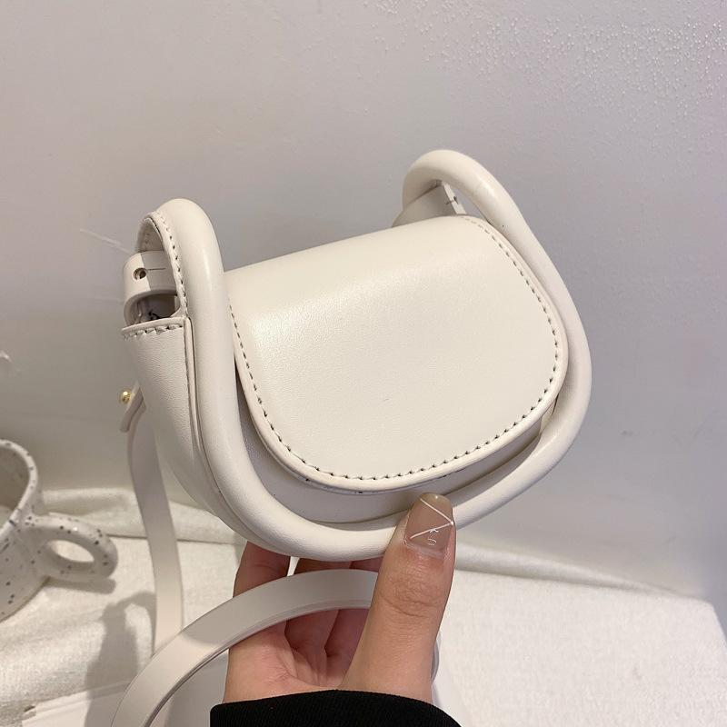 Foreign Spice Girl Mini Small Bag Women's 2025 New Fashion Advanced Sense Saddle Bag Crossbody Red Packet Earphone Bag