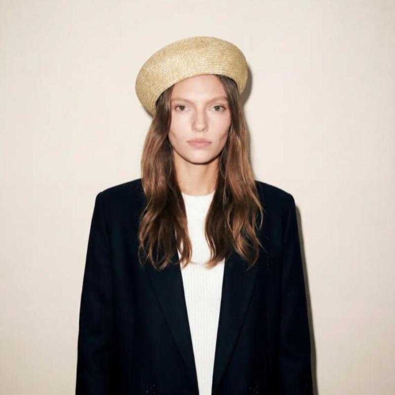 Delicate Fine Wheat Straw Pillbox Hat Women Fashion Casual Hand Weave Berets Summer Catwalk Concave Shape Straw Bud Painter Hat