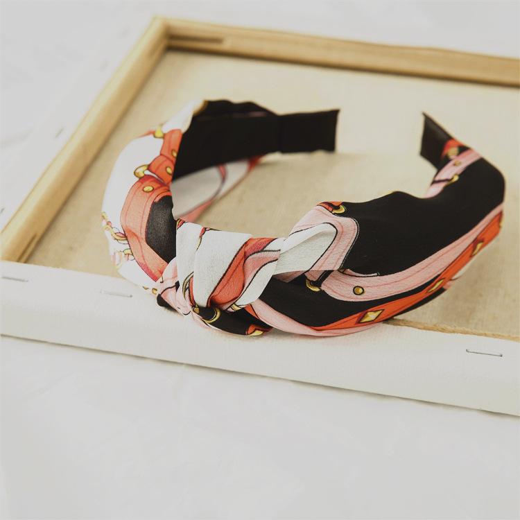 New Satin-knotted Hairband - Wide Version with Rolled Edge Chain End - Women's Hair Accessory for Grooming and Face Care