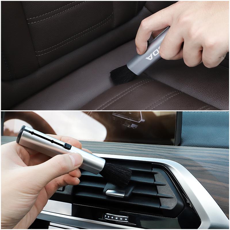 Retractable Car Cleaning Brush Interior Dashboard Dust Removal Tools For Skoda Octavia Superb Rapid Kodiaq Karoq Fabia Kamiq RS