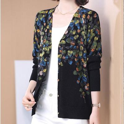 Women's Printed Cardigan Sweater Loose V-Neck Wool Cardigan Autumn Soft Knitted Sweater Jacket