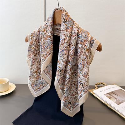 Accessoires – Schals & Tücher