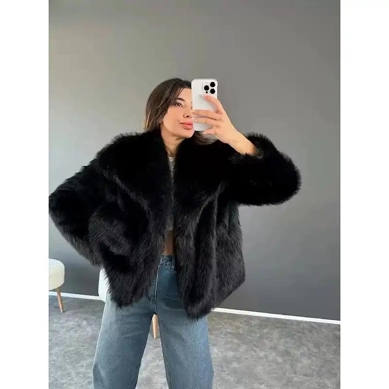 Damski Biały Płaszcz z Sztucznego Futra Lisa Oversize Klapy Ciepła Zimowa Kurtka Modny Młodzieżowy Płaszcz