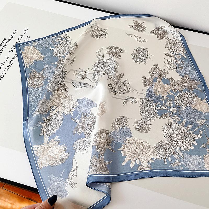 Sunset Retro Brown Banana Jungle Silk Scarf - Thin Mulberry Silk Small Square for Casual Neckwear.