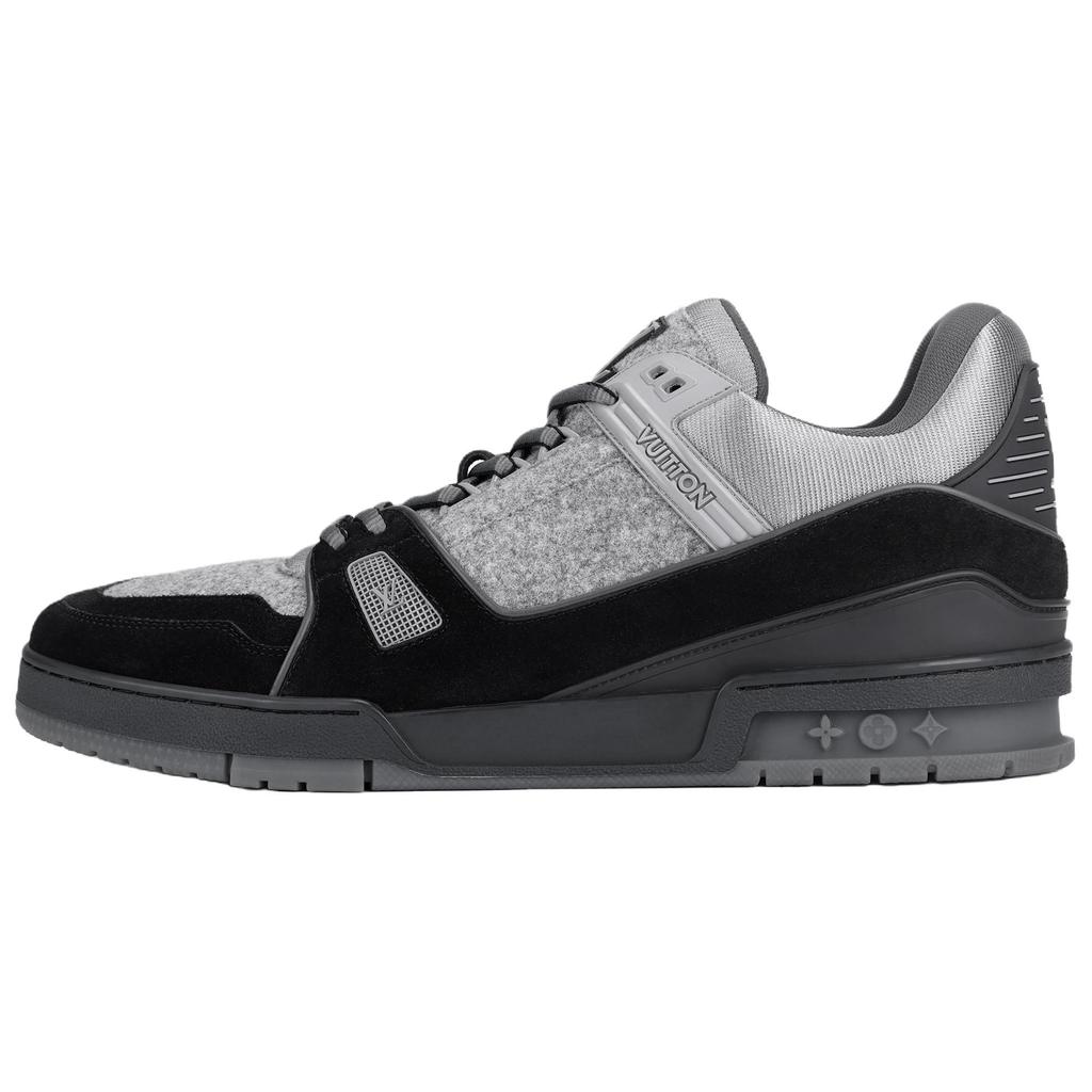 Louis Vuitton Trainer Low Top Stylish Skateboarding Shoes Men's Gray 1A5Q1C