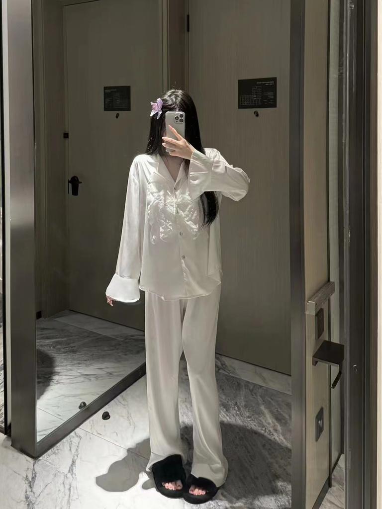 Sexy pajamas women's ice silk butterfly long-sleeved trousers, new models can be worn outside, solid color silk loungewear