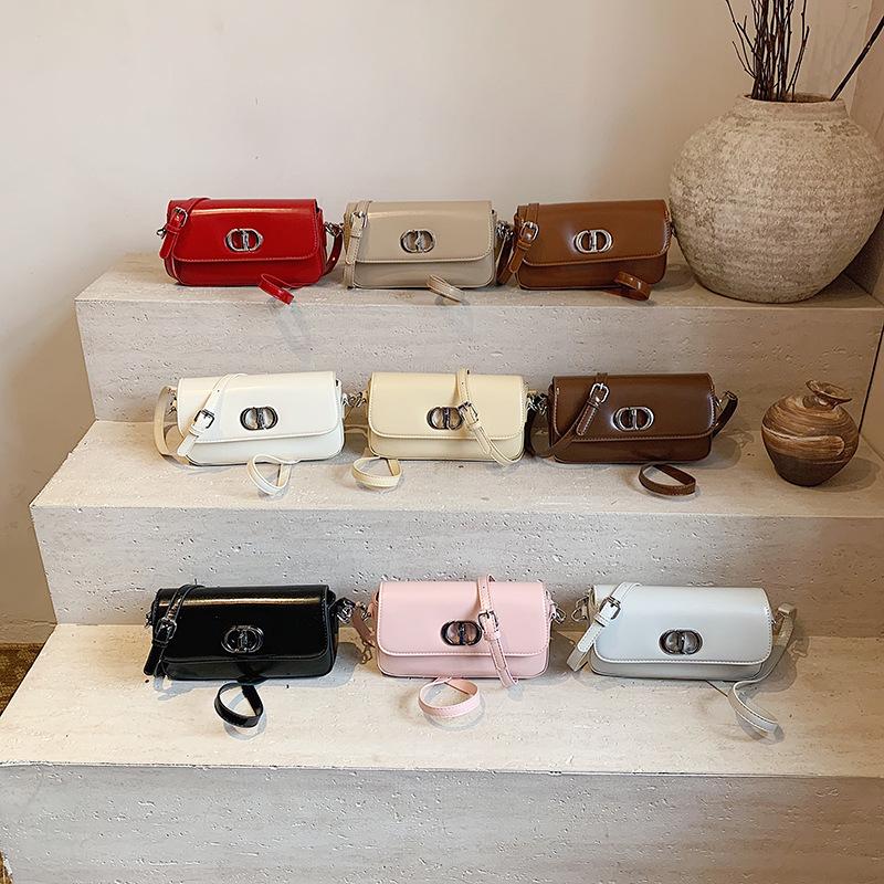 New Women's Bag Trend Versatile Fashion Trend Lock Chain Small Square Bag Single Shoulder Oblique Span Bag