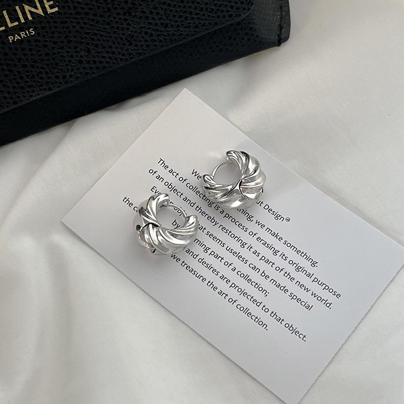 Stylish Silver And Gold Geometric Hoop Earrings Unique Design For Fashionable Women